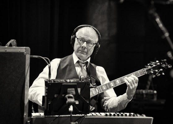 antwshow2sndchrobt-w880